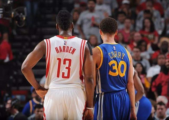 更成为球迷 更成为球迷