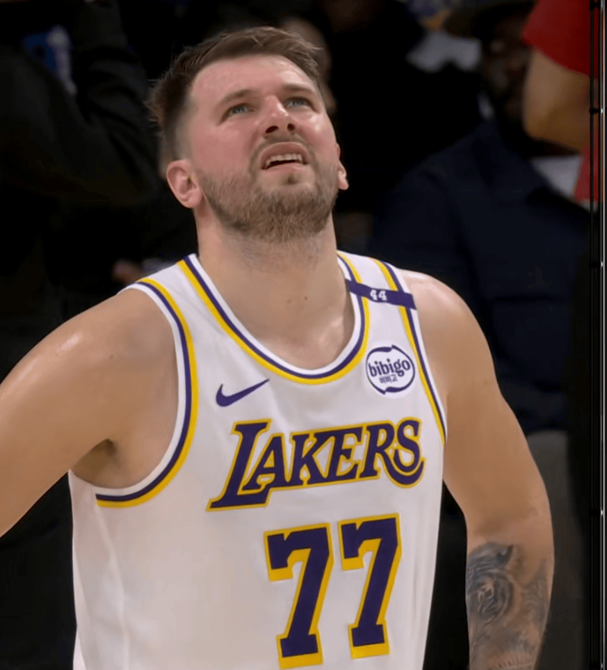 手或反打 手或反打